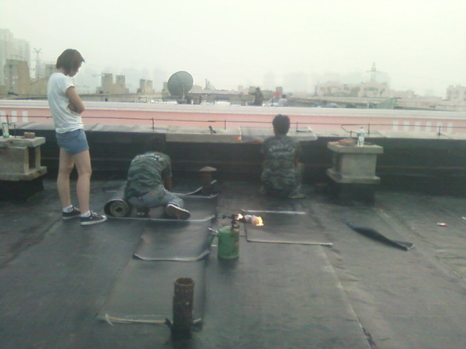 專業(yè)防水施工現(xiàn)場